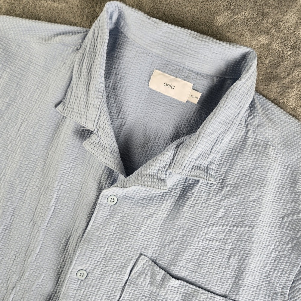 Onia Shirt Mens XXL Light Blue Seersucker Stretch Short Sleeve Casual Travel 2XL